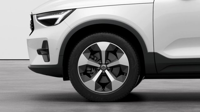 2025 Volvo XC40 Ultra B4  第6張相片
