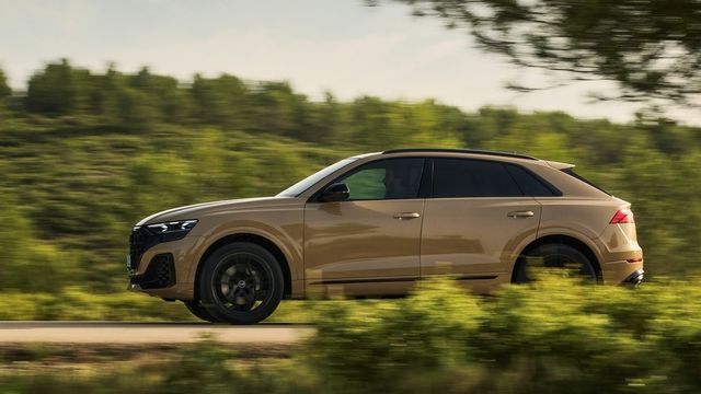 2024 Audi Q8 55 TFSI quattro S-Line Black Edition  第2張相片