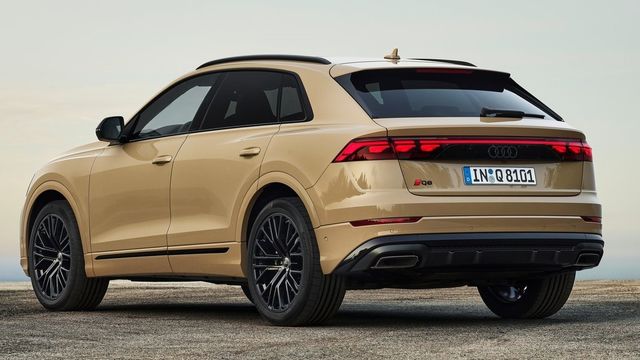 2024 Audi Q8 55 TFSI quattro S-Line Black Edition  第3張相片