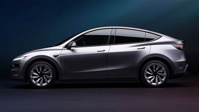 2025 Tesla Model Y Long Range Launch  第7張相片