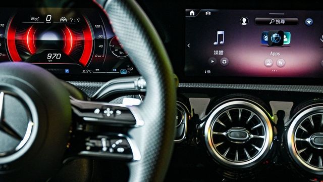 2025 M-Benz CLA AMG 35 4MATIC進化版  第9張相片