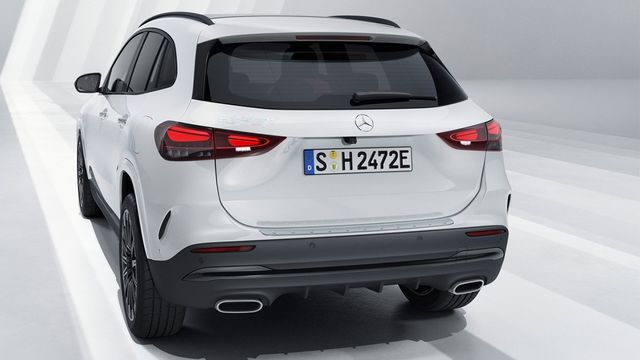 2025 M-Benz GLA 180  第9張相片