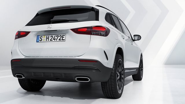 2025 M-Benz GLA 180  第10張相片