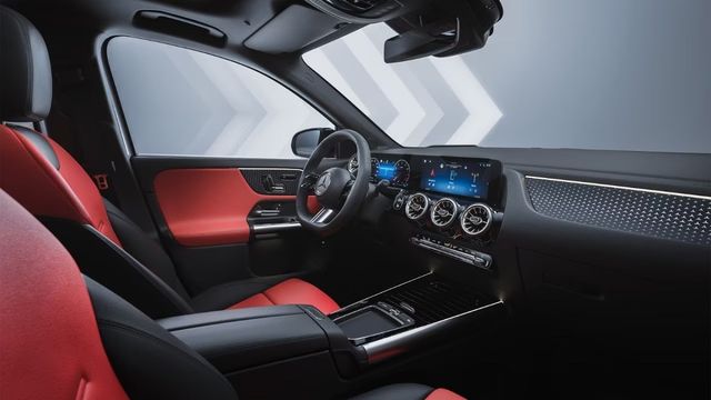 2025 M-Benz GLA 200  第8張相片