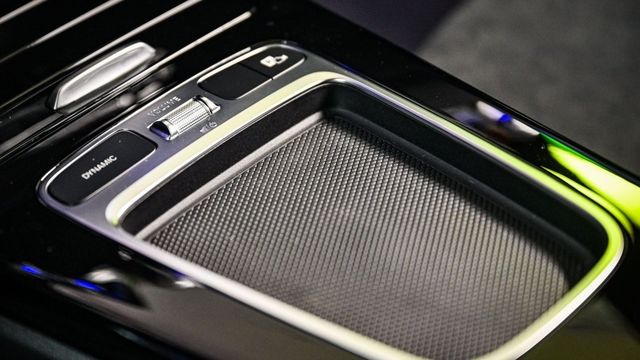 2025 M-Benz GLA 200  第9張相片