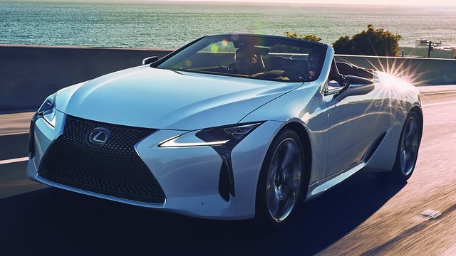 2025 Lexus LC Convertible 500  第2張相片