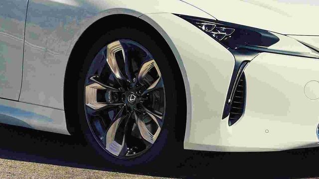 2025 Lexus LC Convertible 500  第5張相片