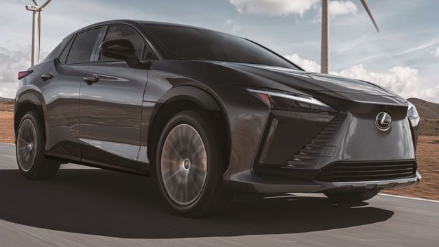 2025 Lexus RZ 450e旗艦版  第1張相片