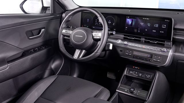 2024 Hyundai Kona Electric EV450-B  第8張相片