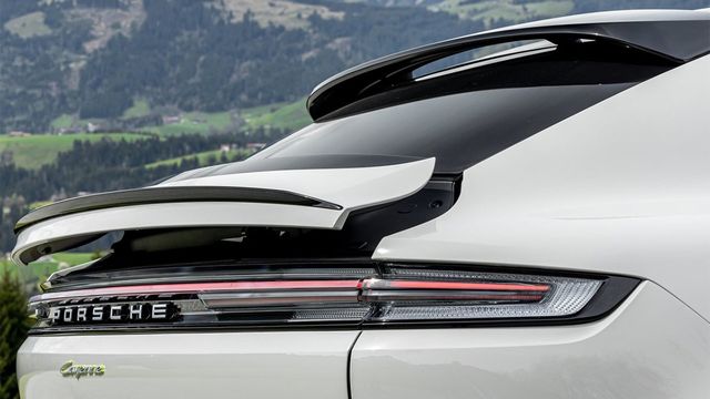 2025 Porsche Cayenne Coupe V6  第4張相片