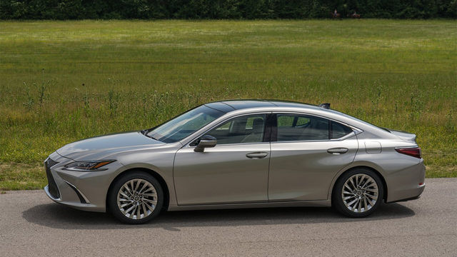 2019 Lexus ES 200頂級版  第2張相片