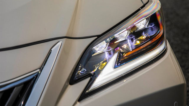 2019 Lexus ES 250旗艦版  第5張相片