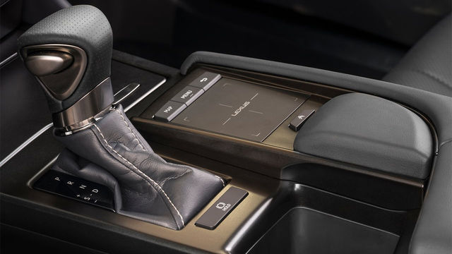 2019 Lexus ES 250旗艦版  第8張相片