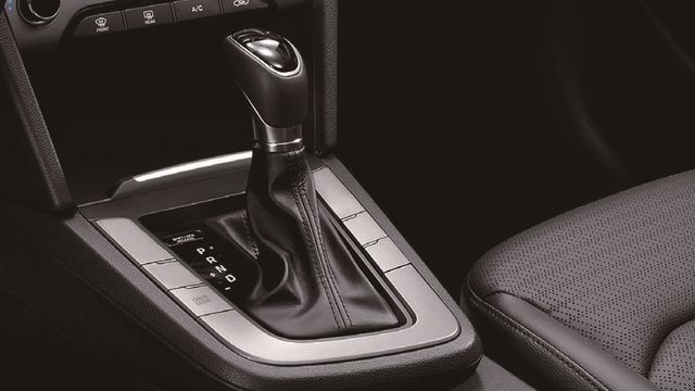 2019 Hyundai Elantra 悍動型  第10張相片