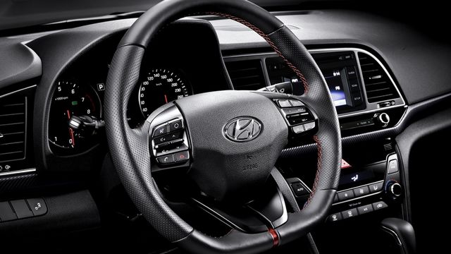 2019 Hyundai Elantra Sport極速型  第6張相片