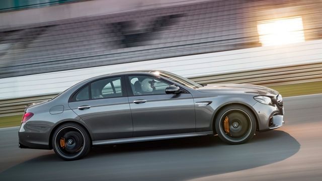 2019 M-Benz E-Class Sedan AMG E63 4MATIC＋  第3張相片
