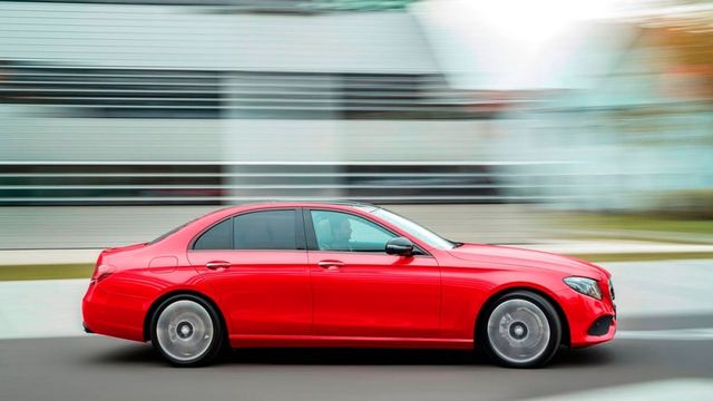 2019 M-Benz E-Class Sedan E250 Avantgarde  第2張相片