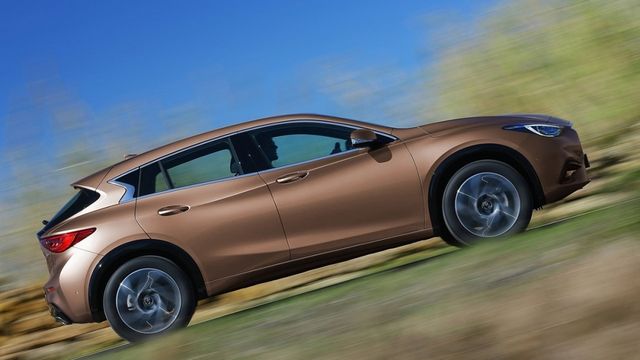 2019 Infiniti Q30 1.6t風尚版  第2張相片