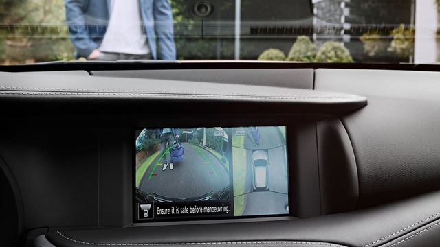 2019 Infiniti Q30 1.6t風尚版  第9張相片