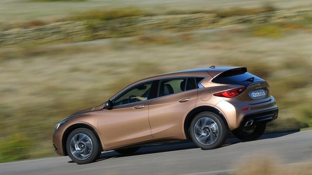 2019 Infiniti Q30 1.6t菁英版  第4張相片