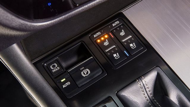 2019 Lexus RX 450h F Sport  第7張相片
