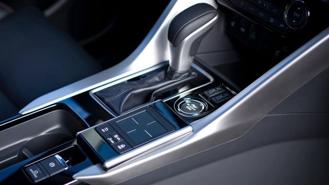 2019 Mitsubishi Eclipse Cross S-AWC旗艦型  第8張相片