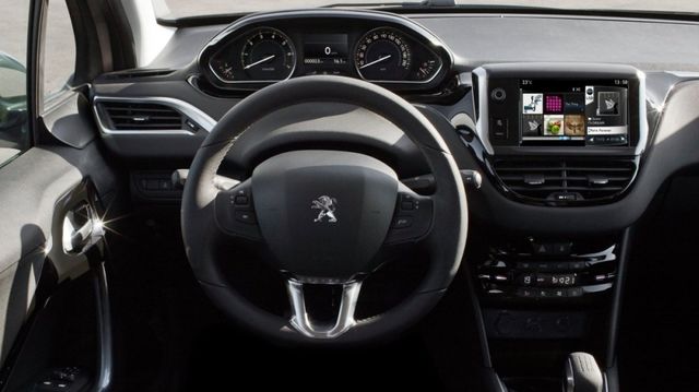 2019 Peugeot 208 1.2 PureTech Allure EAT6  第9張相片