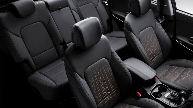 2019 Hyundai Santa Fe 2.2領袖款  第10張相片