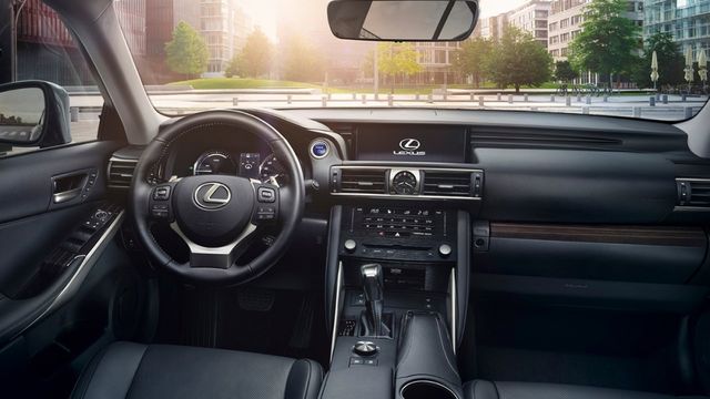2019 Lexus IS 300h頂級Navi版  第10張相片