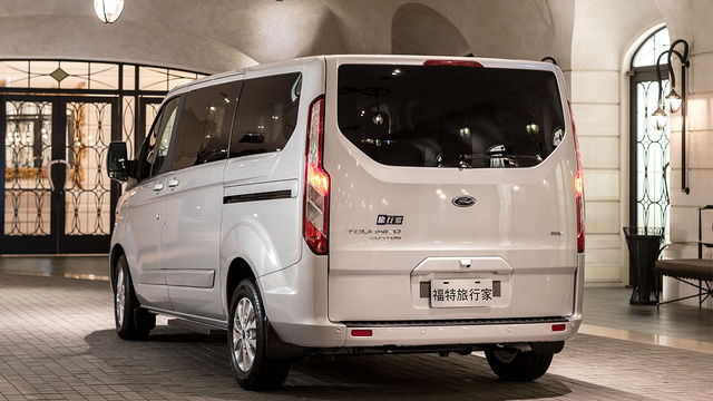 2019 Ford Tourneo Custom 短軸豪華型  第3張相片
