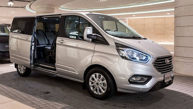 2019 Ford Tourneo Custom 短軸豪華型  第4張相片