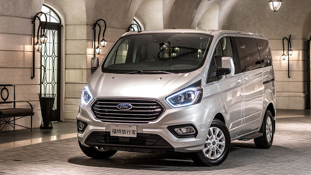 2019 Ford Tourneo Custom 短軸豪華型  第5張相片