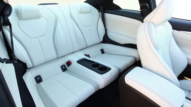 2019 Infiniti Q60 2.0t旗艦款  第9張相片