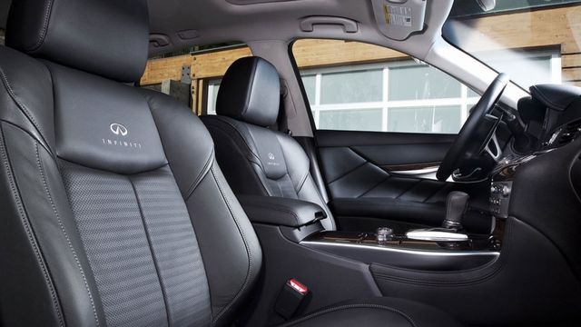 2019 Infiniti Q70 3.7 V6旗艦款  第8張相片
