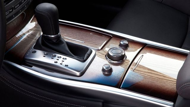 2019 Infiniti Q70 3.7 V6旗艦款  第9張相片