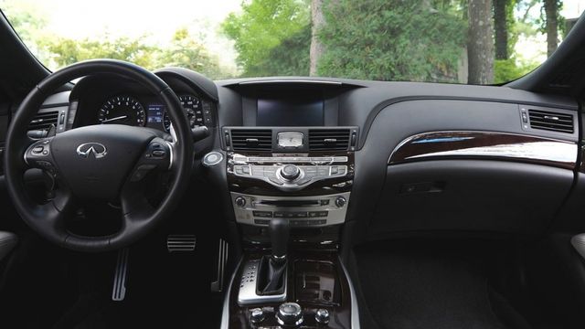 2019 Infiniti Q70 3.7 V6旗艦款  第10張相片