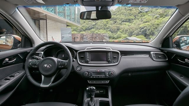 2019 Kia Sorento 豪華版  第8張相片
