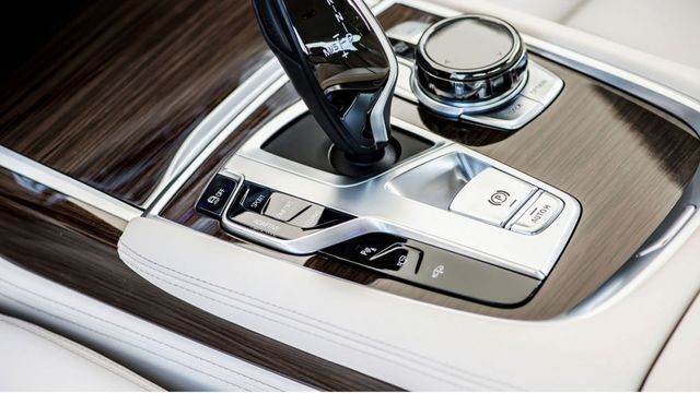 2019 BMW 7-Series 730i Luxury  第9張相片
