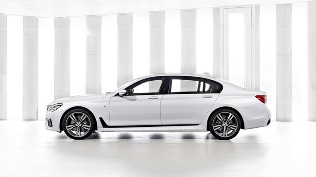 2019 BMW 7-Series 740i M Sport  第2張相片
