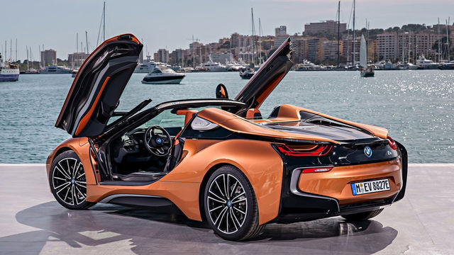 2019 BMW i8 Roadster  第2張相片