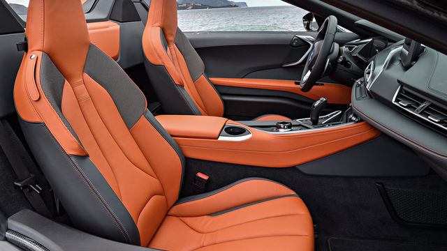 2019 BMW i8 Roadster  第8張相片