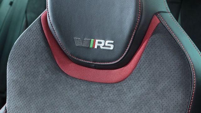 2019 Skoda Octavia Combi RS 2.0 TSI  第8張相片