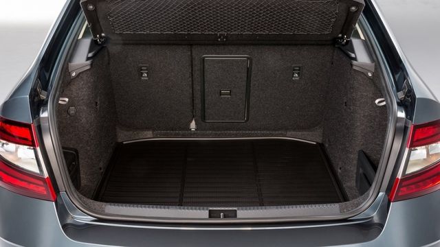 2019 Skoda Octavia Sedan 1.0TSI豪華動能版  第8張相片