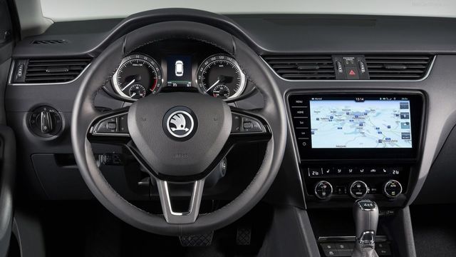 2019 Skoda Octavia Sedan 1.0TSI豪華動能版  第9張相片
