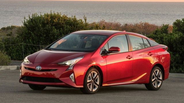 2019 Toyota Prius Hybrid 1.8  第4張相片