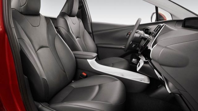 2019 Toyota Prius Hybrid 1.8  第8張相片