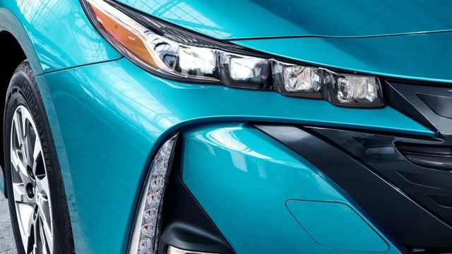 2019 Toyota Prius PHV 1.8  第3張相片