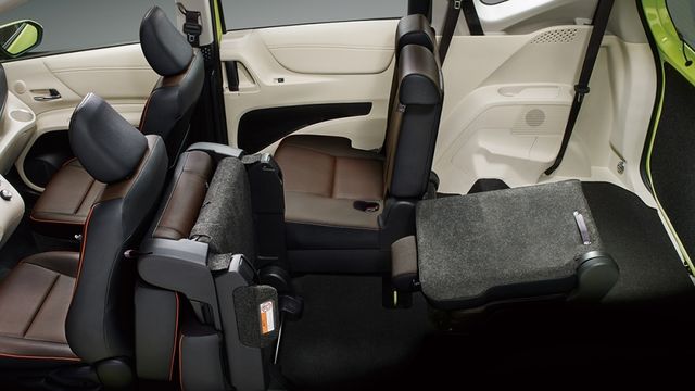 2019 Toyota Sienta 7人座豪華  第9張相片