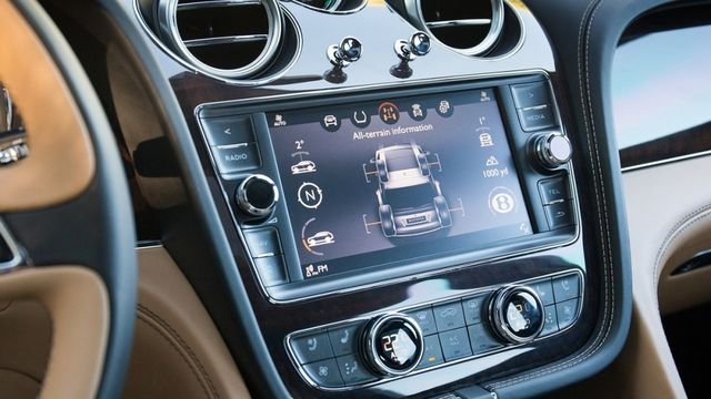 2019 Bentley Bentayga 6.0 W12  第8張相片