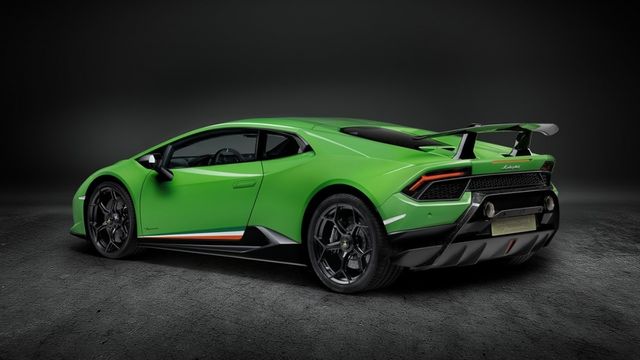 2019 Lamborghini Huracan Coupe Performante  第6張相片